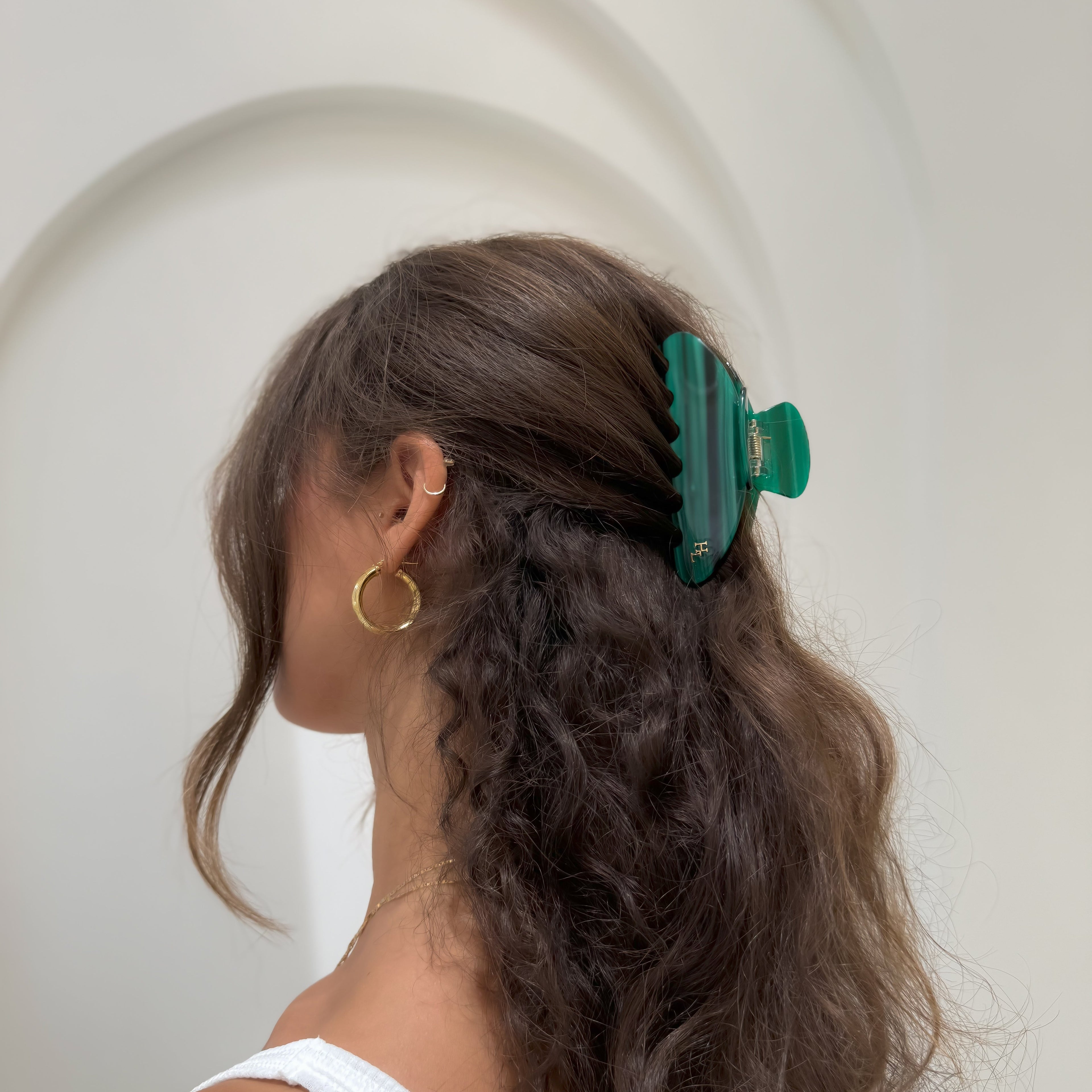 Ecofriendly Acetate Round Claw - Emerald-3